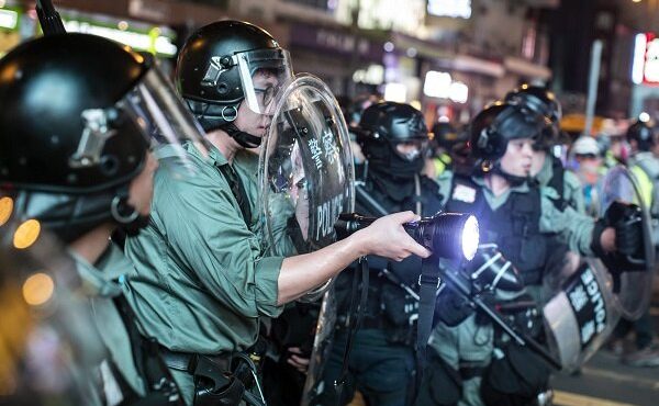 استفاده پلیس هنگ کنگ از هوش مصنوعی برای شناسایی معترضان