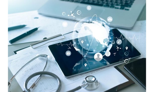 تحول در خدمات‌ درمانی به کمک فناوری‌های هوشمند